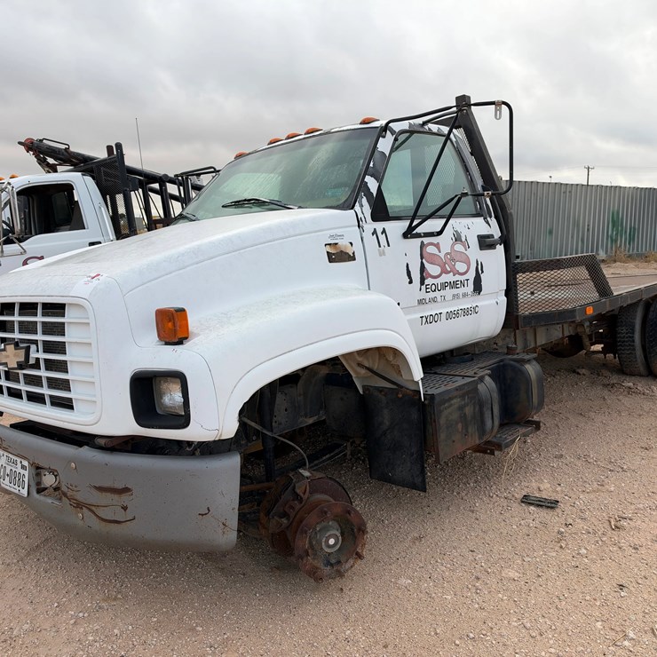 1998 CHEVROLET C6500 FLATBED TRUCK