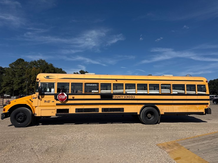 #9013-•-2006-blue-bird-school-bus-image-5