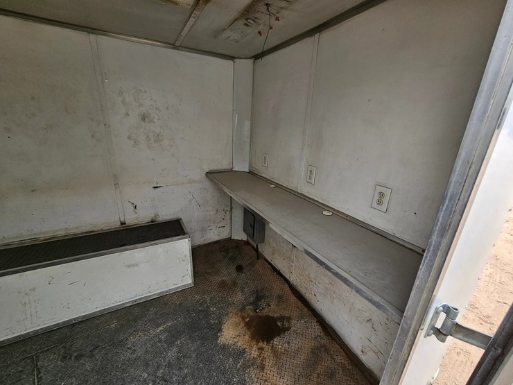 2019-lark-united-12’-x-7’-t/a-bumper-pull-mobile-office-trailer-image-14
