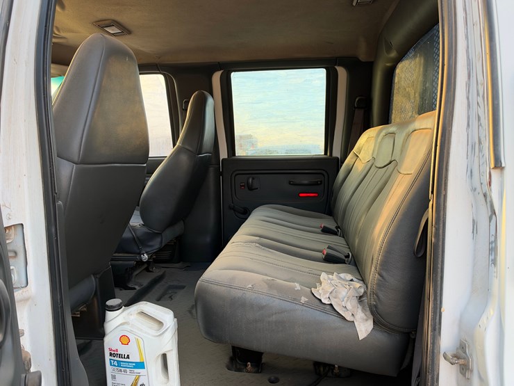 2007-chevrolet-kodiak-c5500-pole-truck-w/-rufnek-winch-image-9