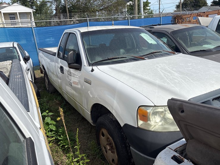 #58-•-2005-ford-f-150-supercab-pickup-truck-image-2