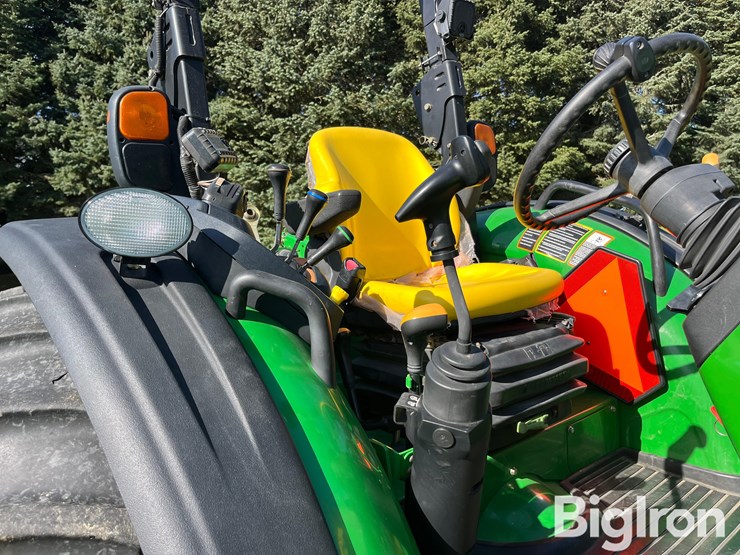 2011-john-deere-5075m-mfwd-tractor-w/533-loader-image-17