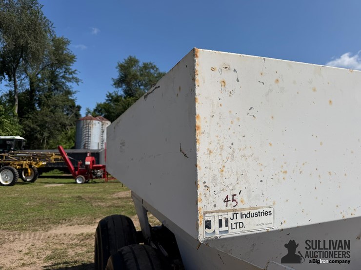 jt-industries-6-ton-fertilizer-spreader-image-17