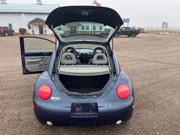2000-volkswagen-beetle-image-18