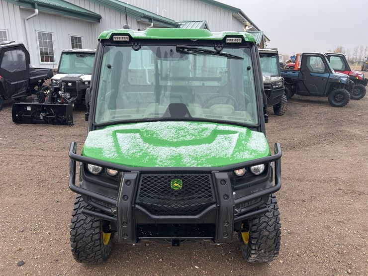 john-deere-gator-image-2