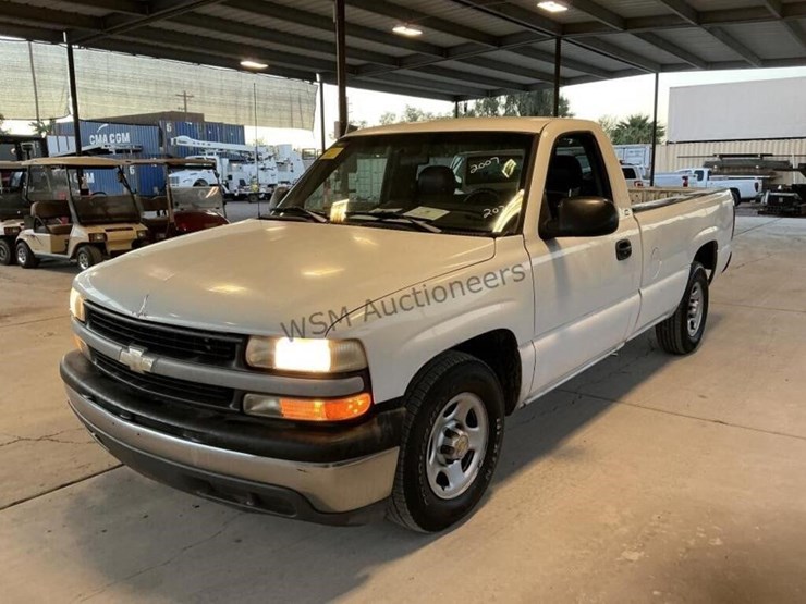 2000-chevrolet-silverado-1500-p/u-image-4