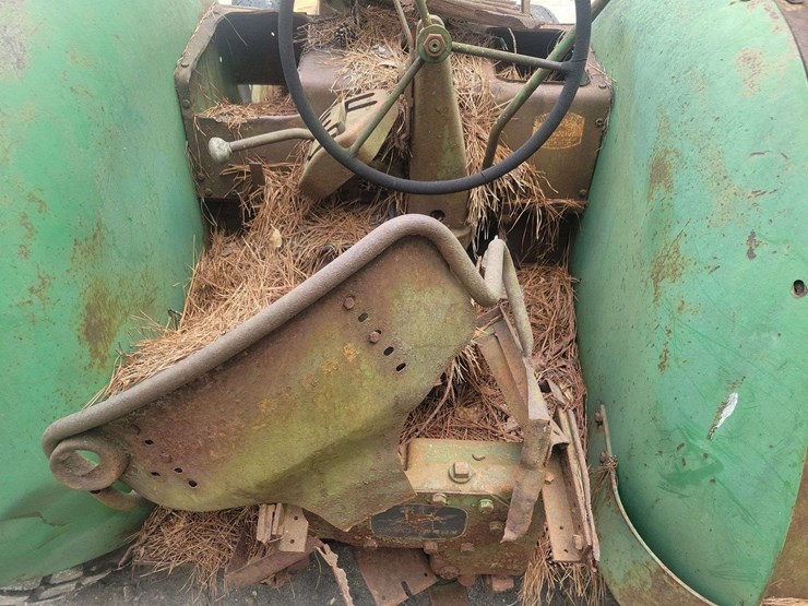 john-deere-60-standard-image-11
