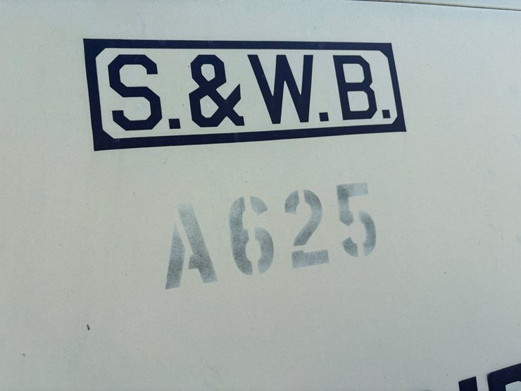 #34-•-sullair-185-single-axle-towable-air-compressor-image-7