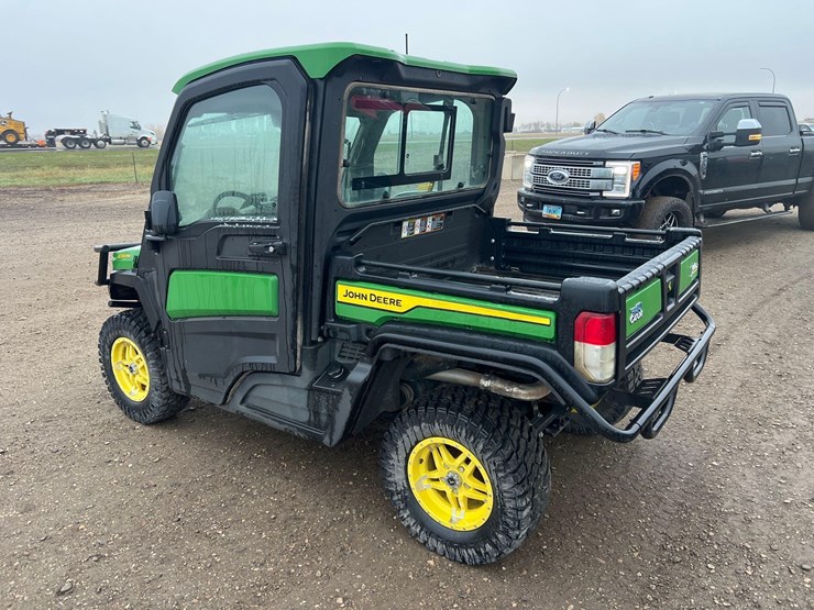 john-deere-gator-image-6