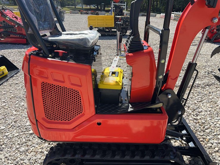 mini-excavator-me15-image-10
