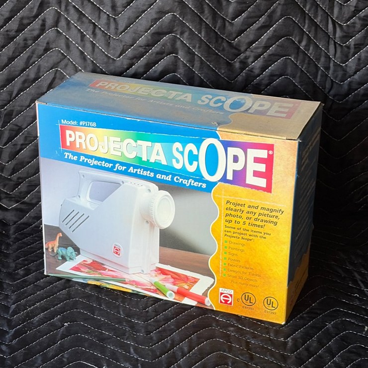 #85 • Projecta Scope projector for artists and crafters