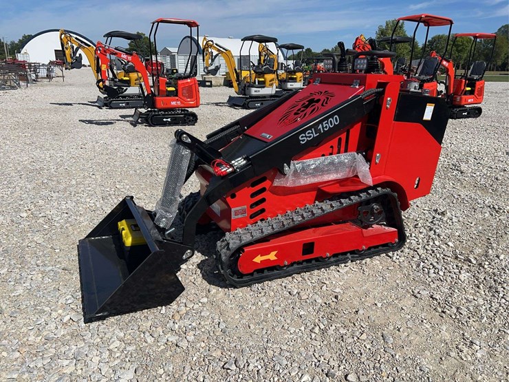 ssl1500-skid-steer-loader-image-1