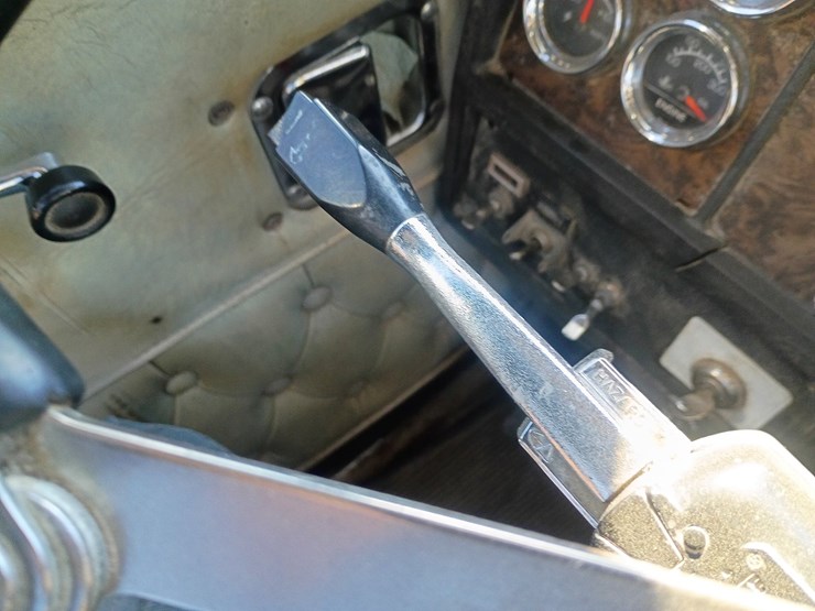 #27067-•-1984-kenworth-w900-tri-axle-dump-truck-image-72