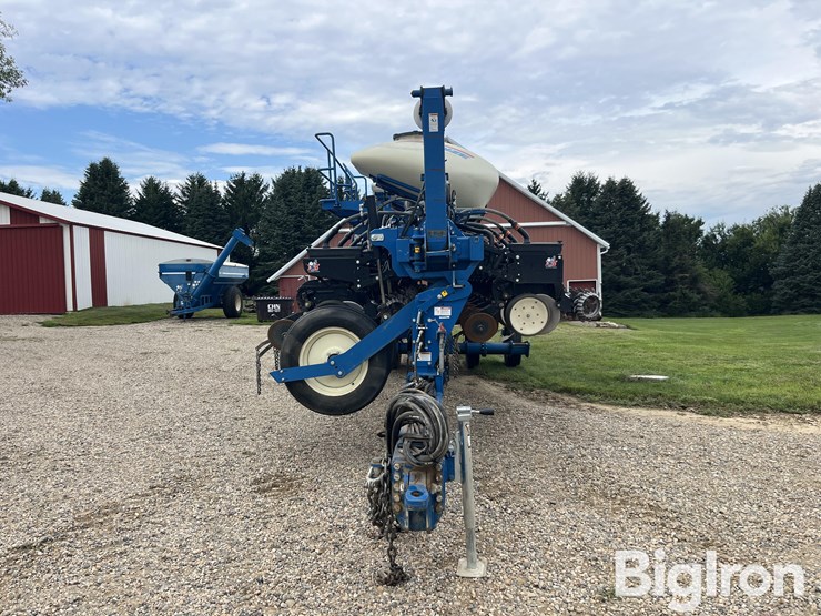 2014-kinze-3660-16r30/31r15-planter-image-2