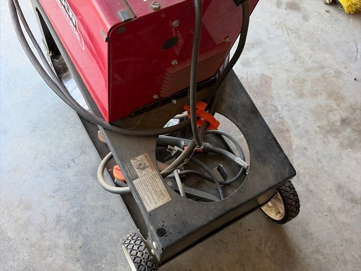 #49-•-lincoln-weld-pak-100-ark-welder-with-cart-image-5