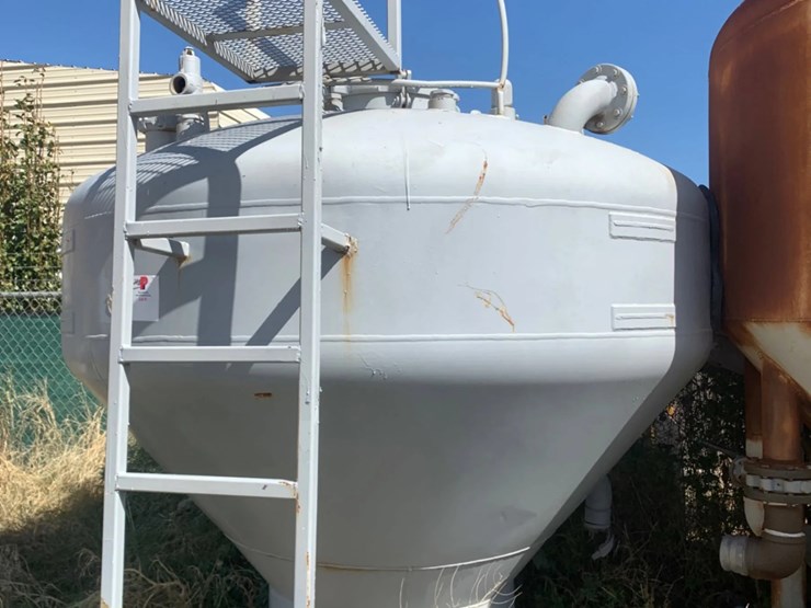 skidded-dry-bulk-storage-tank-image-3