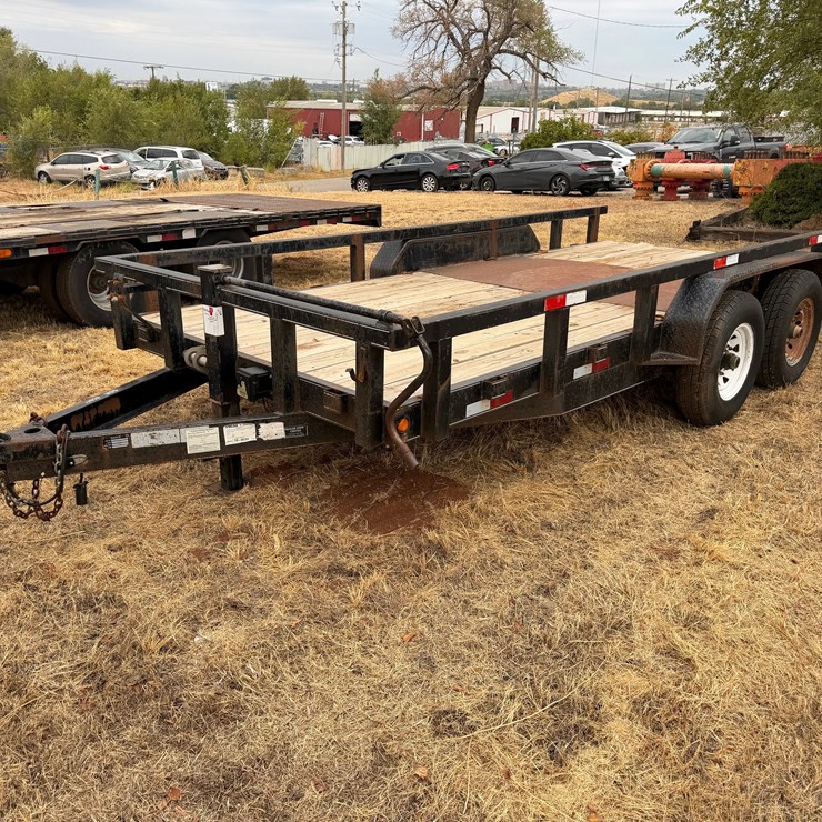 2013 TSC 16’ Heavy Duty Utility Trailer