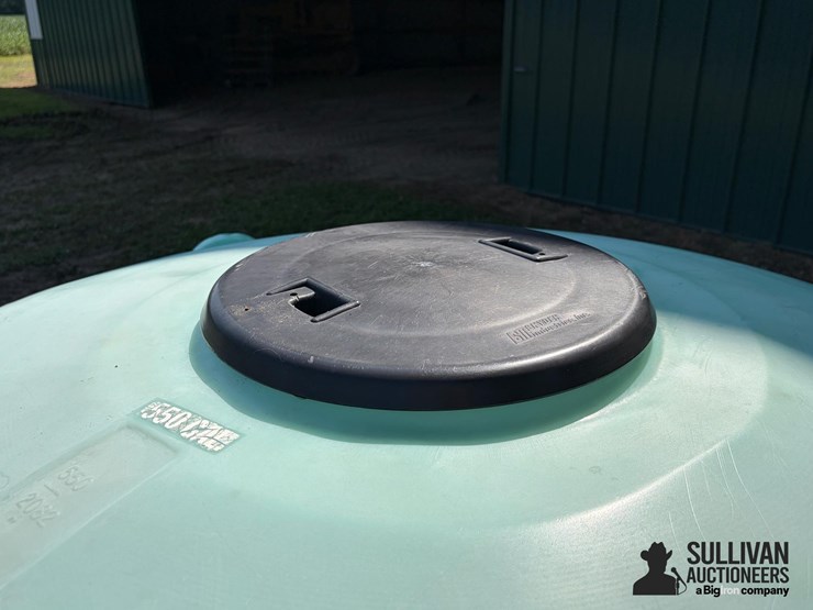 snyder-industries-550-gal-poly-tank-image-10