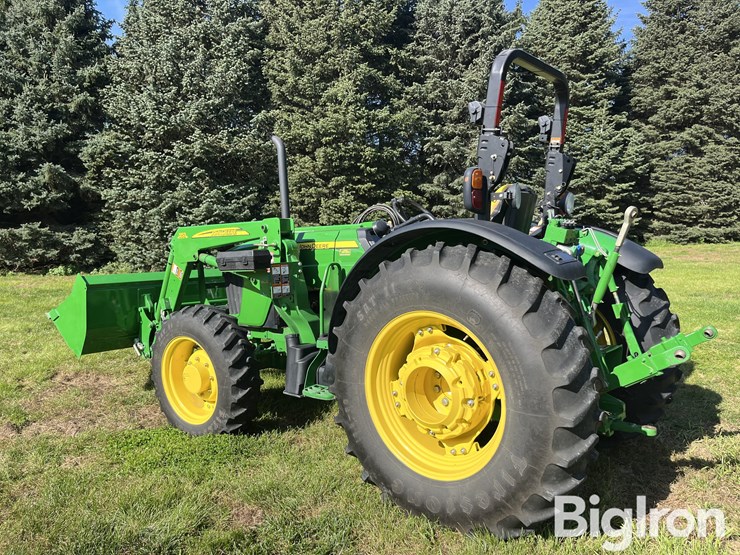 2011-john-deere-5075m-mfwd-tractor-w/533-loader-image-7