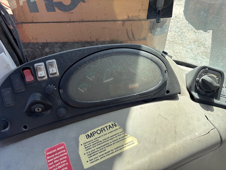 #40-•-case-590-super-m-series-3-backhoe-loader-image-12