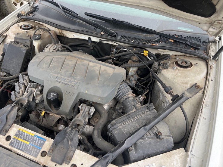 2008-pontiac-grand-prix-sedan-image-13