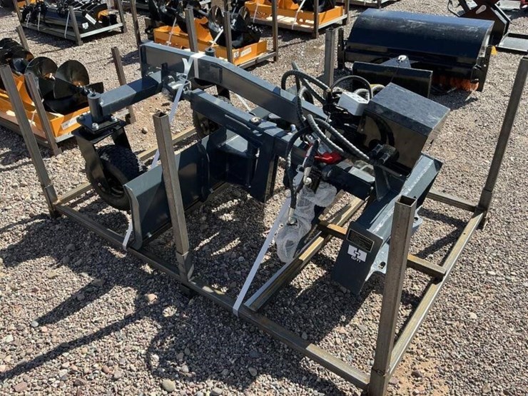 2026-giyi-grader-for-stand-up-skid-steer-image-2