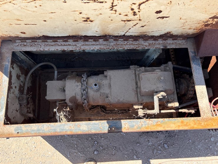 11’-x-8.5’-flatbed-wireline-truck-bed-&-wireline-winch-w/-30”w-drum-image-6