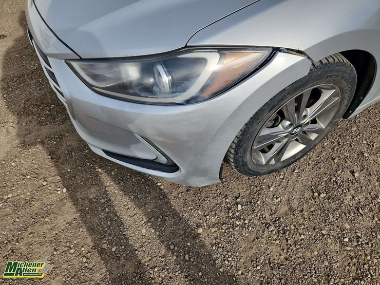 2018-hyundai-elantra-4dr-sedan-image-20