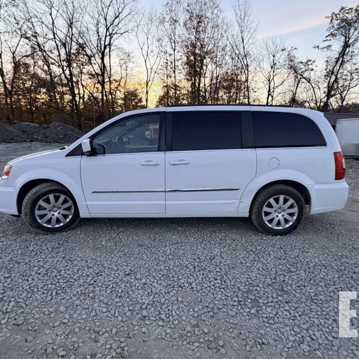 2014 CHRYSLER TOWN & COUNTRY