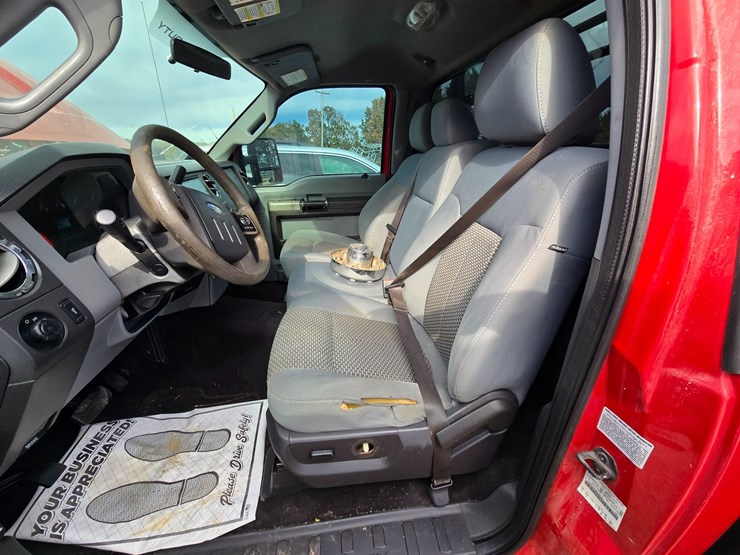 #27076-•-2011-ford-f-350-pickup-truck-(nonrunner)-image-23