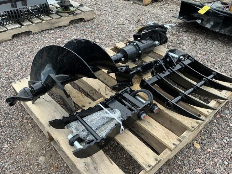 mini-excavator-attachments-image-4