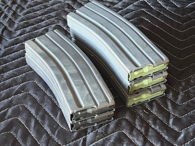 #59-•-m16-30-round-magazines-(5)-plus-1-20-round-mag-image-1