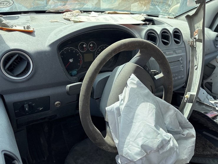 #68-•-2012-ford-transit-wagon-image-7