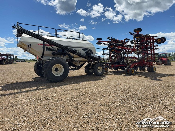 2011-bourgault-3310-55-55-ft.-seeder-image-3