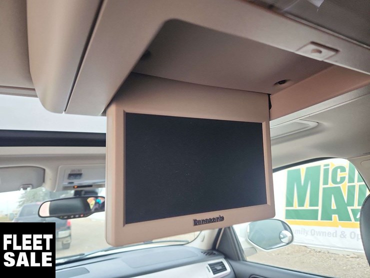 2007-cadillac-escalade-ext-awd-4dr-crew-cab-5.8-ft-box-image-19