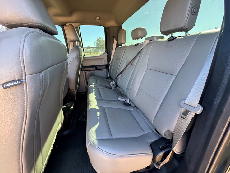 #9021-•-2019-ford-f-150-xl-image-13