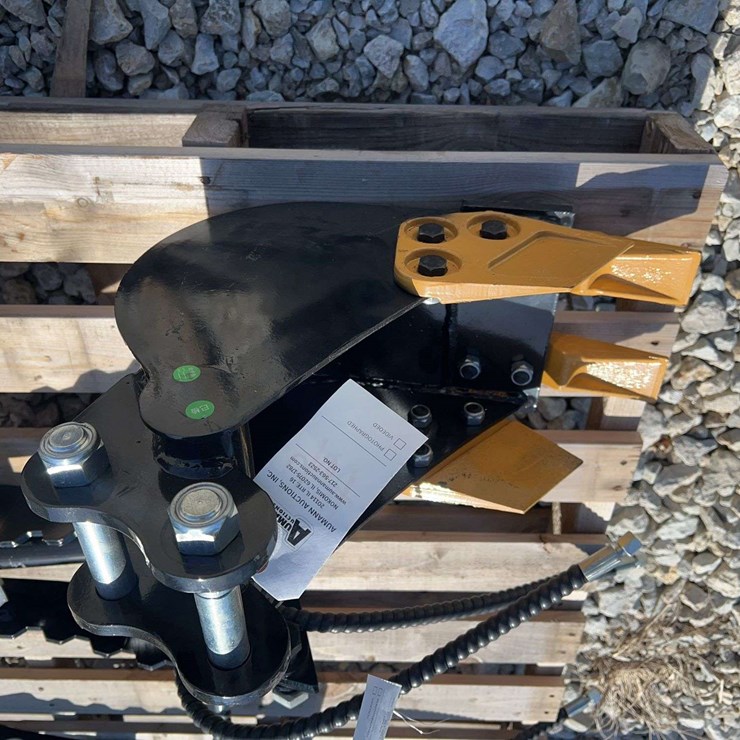 Mini Excavator Bucket Attachment