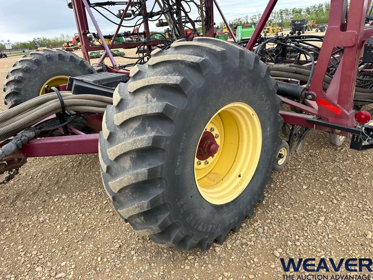 2010-seedhawk-62-ft.-seeder-image-35