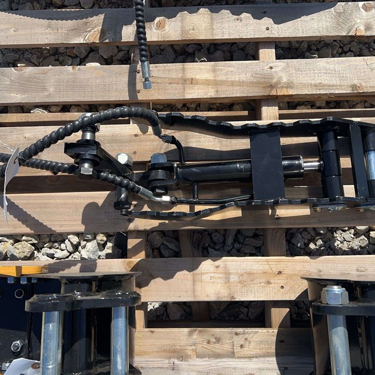 Mini Excavator Hydraulic Thumb Attachment