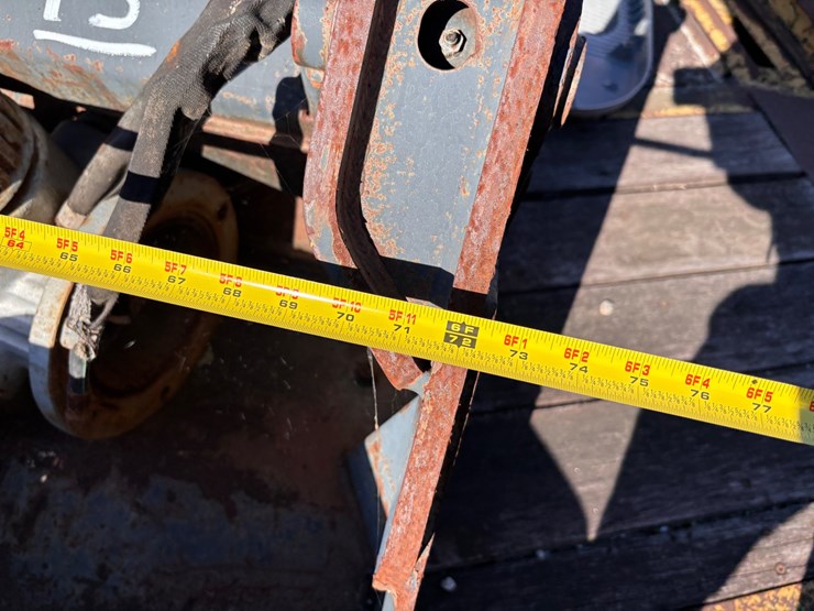 #15-•-72"-skid-steer-bucket-image-4