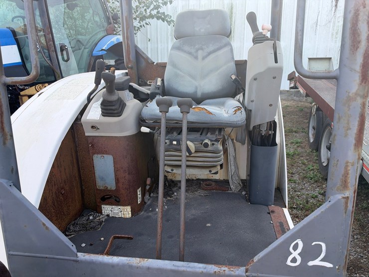 #82-•-2005-bobcat-334-g-series-compact-excavator-image-10