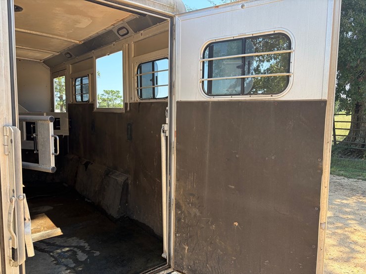 #9018-•-2001-hart-4-horse-gooseneck-trailer-image-7