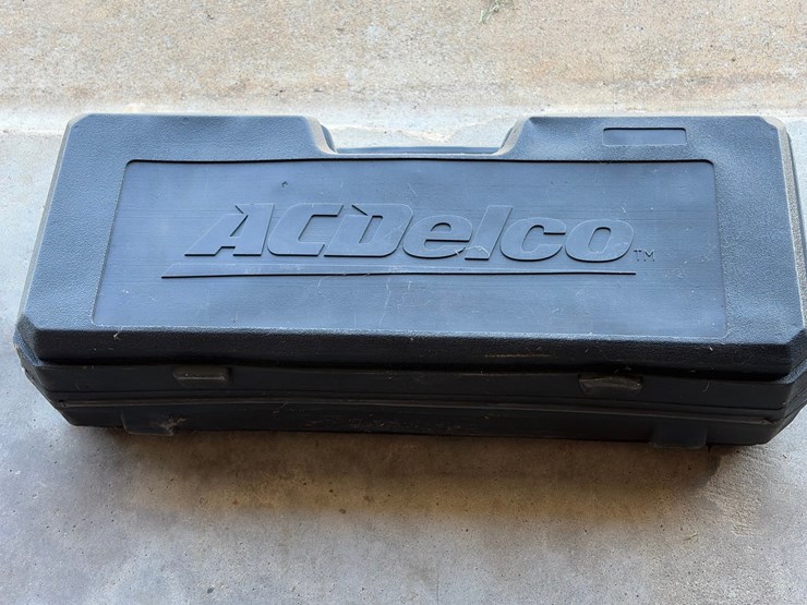 #38-•-ac-delco-2-1/4-ton-floor-jack-w/case-image-3