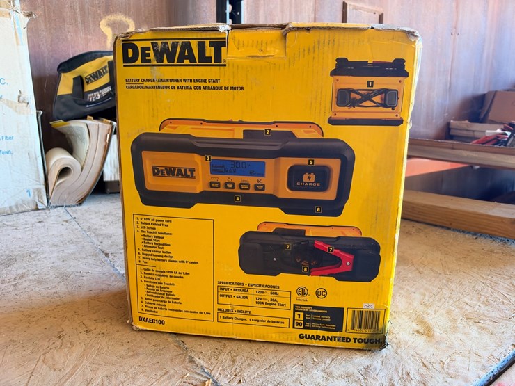 #1167-•-dewalt-battery-charger-30-amp-charger/-100-amp-engine-starter-image-2