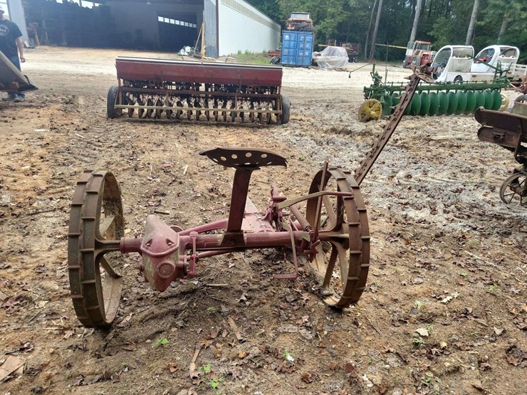 international-no-9-sickle-mower-image-3