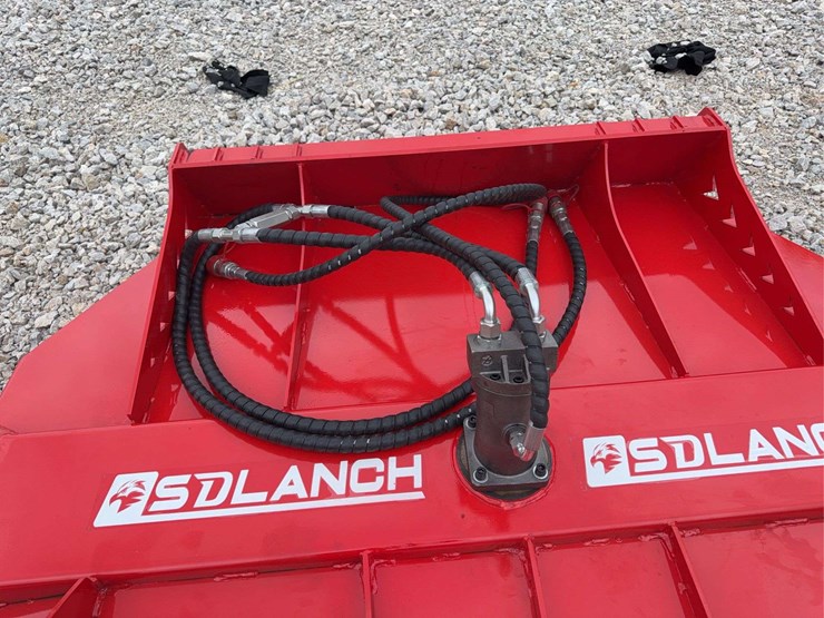 6’-red-skid-steer-brush-cutter-attachment-image-2