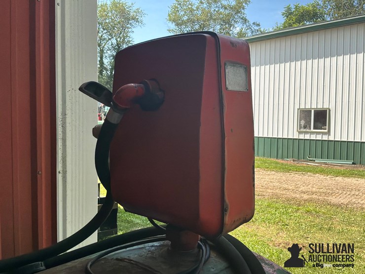 500-gal-diesel-fuel-tank-w/gas-boy-pump-image-8
