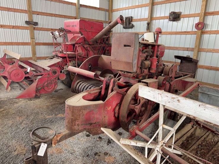 mccormick-56-t-square-baler-image-4