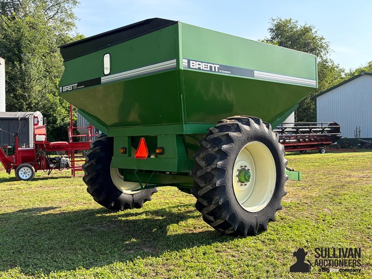 unverferth-brent-gc420-grain-cart-image-5