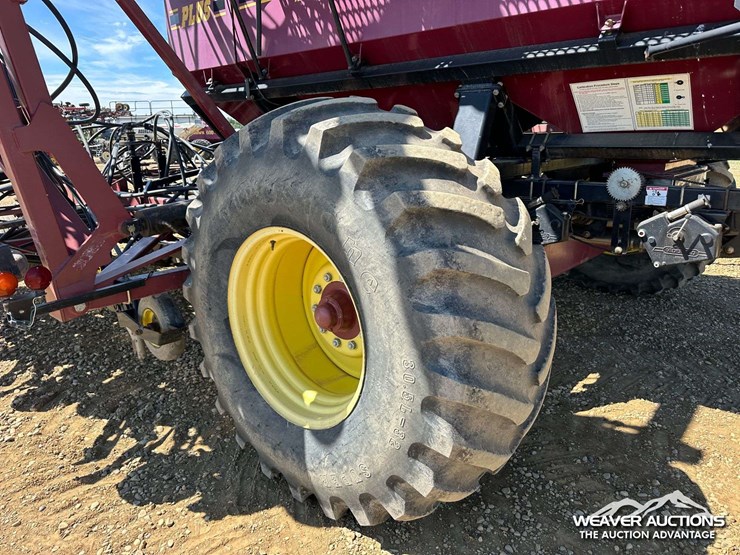 seedhawk-65-ft.-plus-seeder-image-40